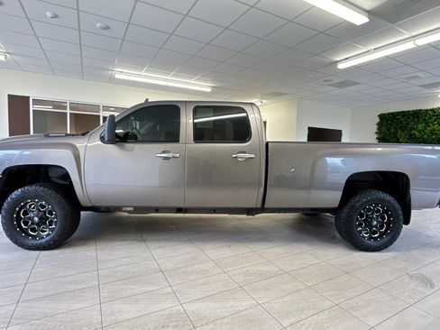 Used 2013 Chevrolet Silverado 3500 LT w/ Interior Plus Package image 7