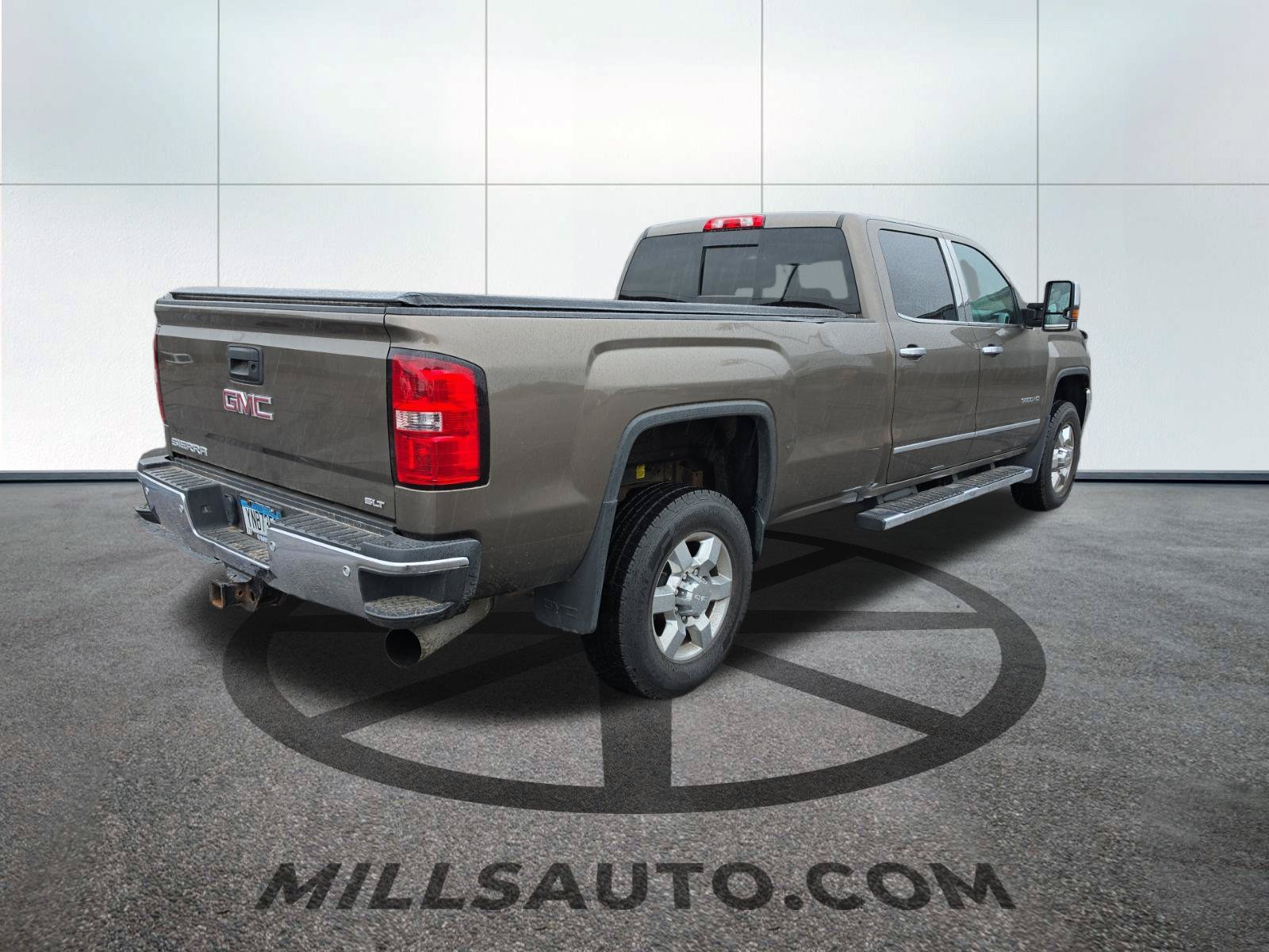 Used 2015 GMC Sierra 3500 SLT w/ Duramax Plus Package AWD/4WD image 6