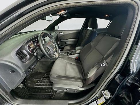 Used 2016 Dodge Charger SXT RWD image 33