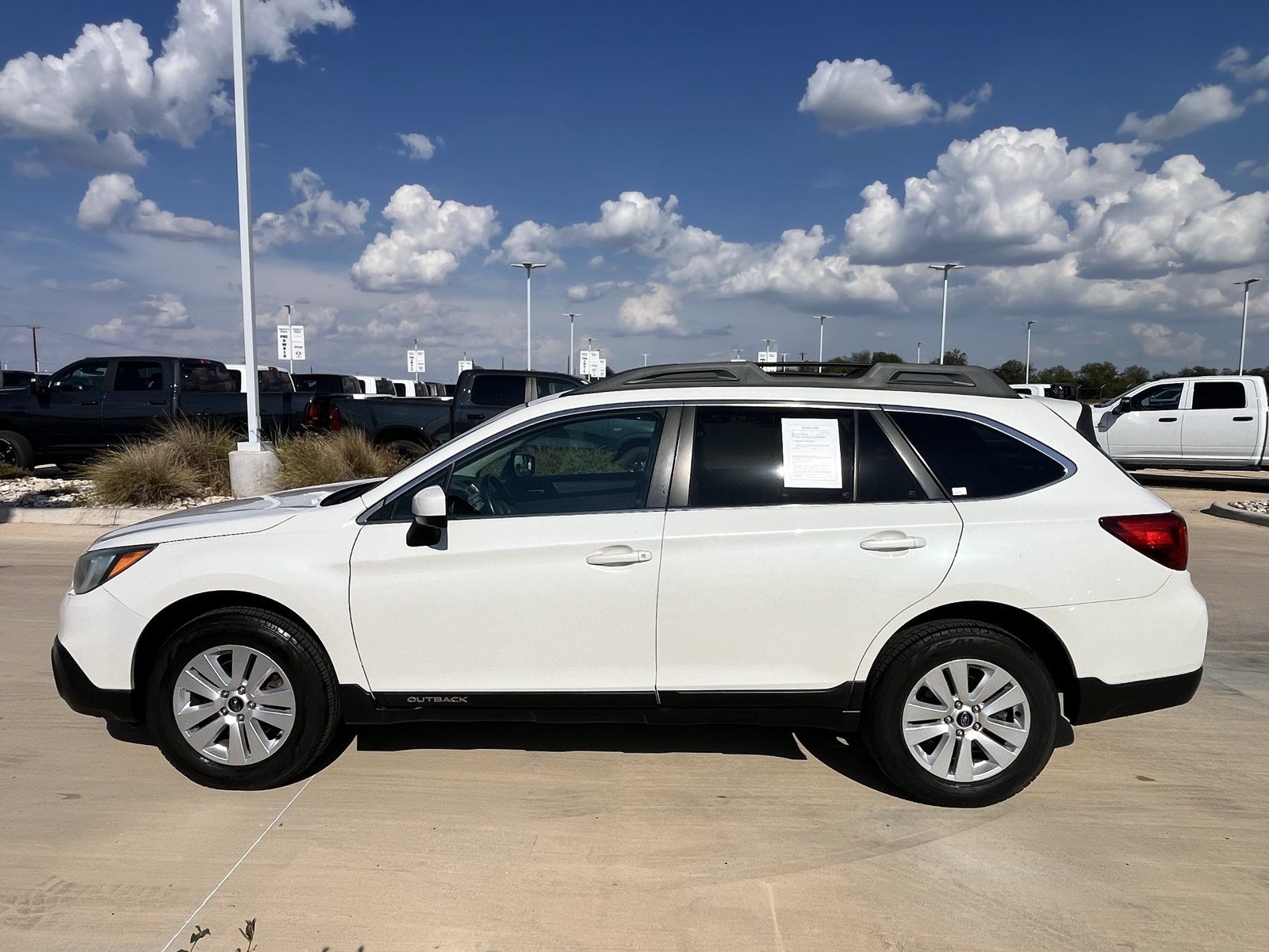 Used 2015 Subaru Outback 2.5i Premium AWD/4WD image 6