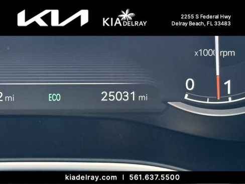 Used 2022 Genesis G70 2.0T w/ Prestige Package RWD image 33