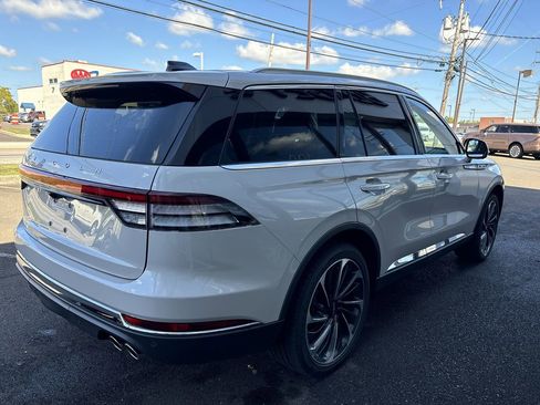 New 2025 Lincoln Aviator Reserve w/ Equipment Group 201A image 3