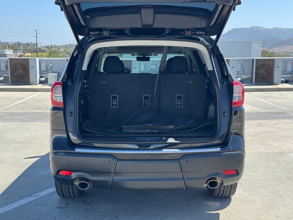 Used 2022 Subaru Ascent Touring AWD/4WD image 21