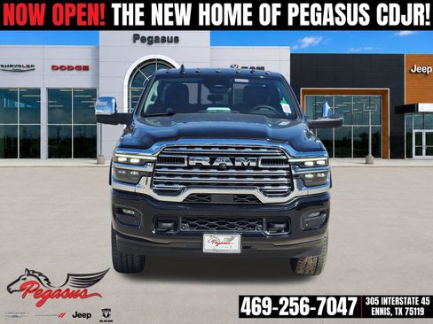New 2026 RAM 2500 Limited AWD/4WD image 6
