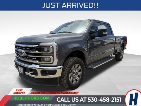 Used 2023 Ford F350 Lariat w/ Tow Technology Package AWD/4WD image 4