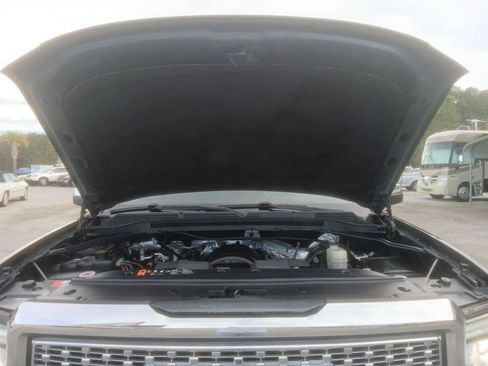 Used 2017 GMC Sierra 1500 SLT w/ SLT Premium Package image 12