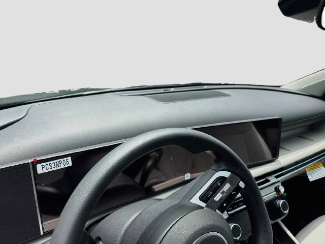 New 2026 Hyundai Tucson SEL Plus FWD image 9
