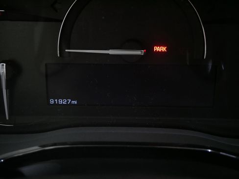 Used 2017 Cadillac XT5 Premium Luxury w/ LPO, Wheel Lock Package image 21