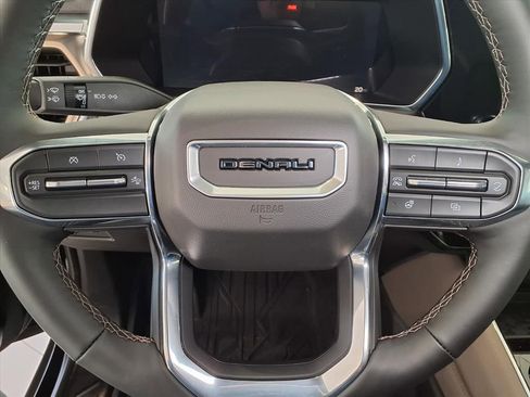 New 2026 GMC Canyon Denali w/ LPO, Denali Black Edition AWD/4WD image 20