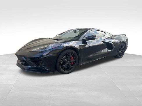 Used 2022 Chevrolet Corvette Stingray Preferred Cpe w/ Z51 Performance Package image 1