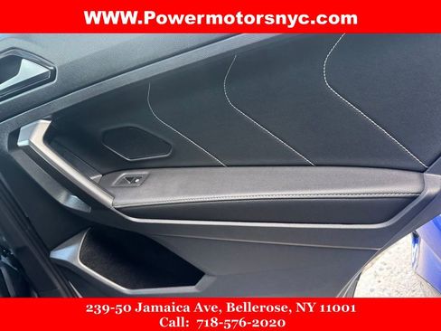 Used 2022 Volkswagen Tiguan SE w/ Panoramic Sunroof Package image 30