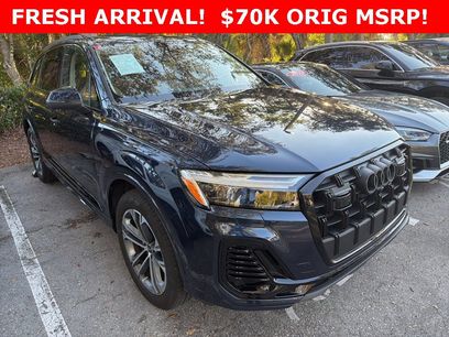 Certified 2025 Audi Q7 2.0T Premium Plus