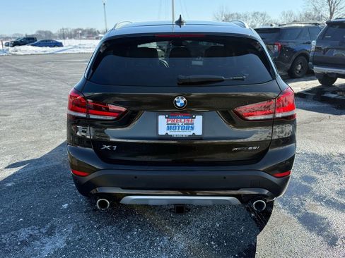 Used 2020 BMW X1 xDrive28i w/ Premium Package image 6