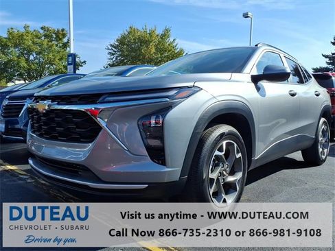 Certified 2024 Chevrolet Trax LT w/ Driver Confidence Package image 2