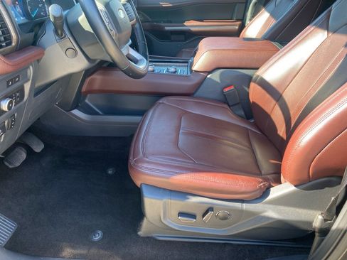 Used 2022 Ford Expedition Max Limited AWD/4WD image 11
