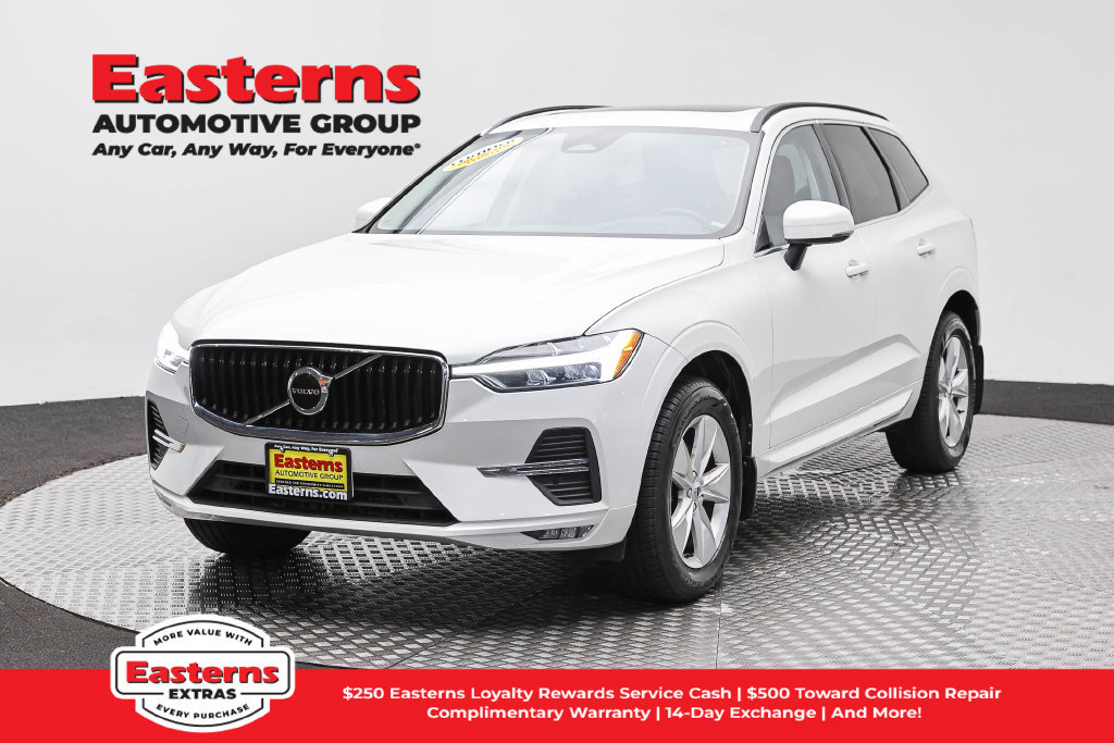 Used 2022 Volvo XC60 B5 Momentum AWD/4WD image 1