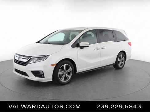 Used 2018 Honda Odyssey Touring image 1