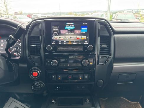 Used 2021 Nissan Titan PRO-4X w/ Pro-4x Convenience Package image 20