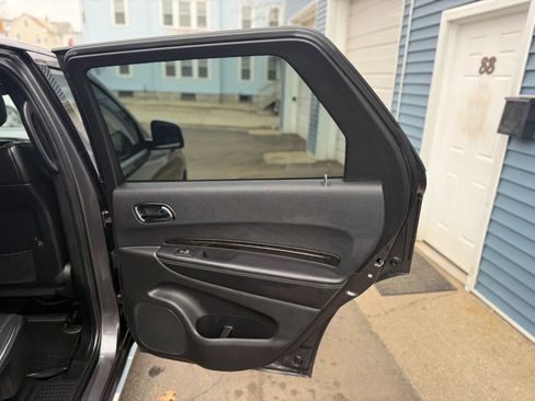 Used 2017 Dodge Durango Citadel w/ Technology Group AWD/4WD image 38