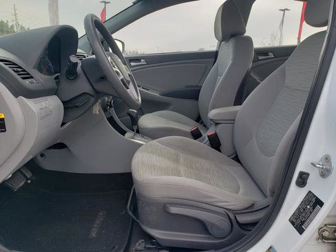 Used 2016 Hyundai Accent SE w/ Option Group 02 image 10