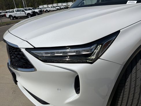 Certified 2023 Acura MDX SH-AWD w/ Technology Package image 6