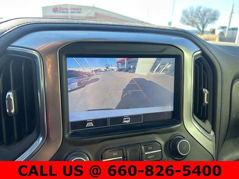 Used 2021 Chevrolet Silverado 1500 LT Trail Boss w/ Convenience Package II image 15