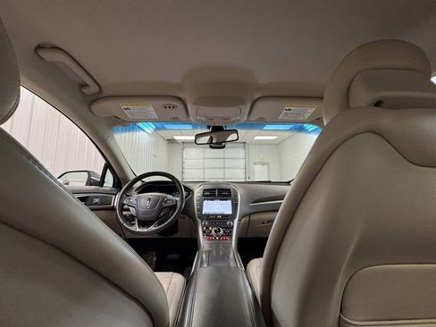 Used 2017 Lincoln MKZ Select w/ Select Plus Package image 19