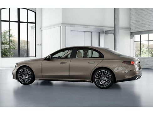 New 2026 Mercedes-Benz E 350 4MATIC Sedan image 32