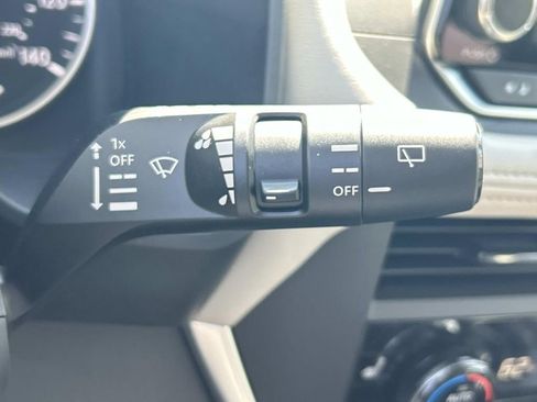 New 2026 Nissan Rogue SV AWD/4WD image 32