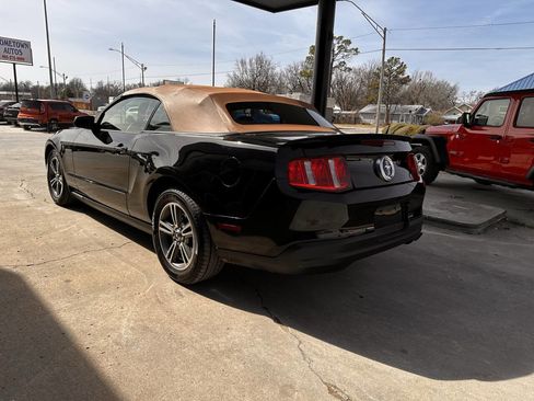 Used 2010 Ford Mustang Premium image 6