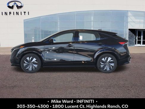 Used 2024 Nissan Ariya AWD image 2