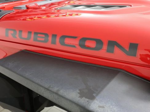 Used 2019 Jeep Wrangler Unlimited Rubicon w/ LED Lighting Group image 19