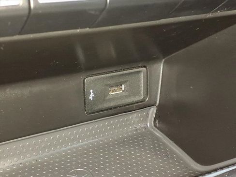 Used 2019 Volkswagen Beetle 2.0T S image 35