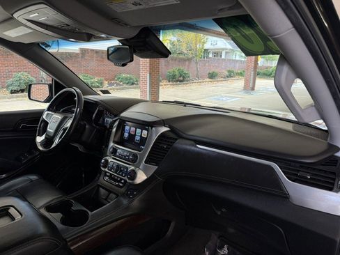 Used 2020 GMC Yukon SLT image 28