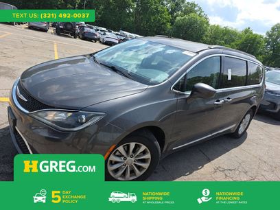 Used 2017 Chrysler Pacifica Touring-L