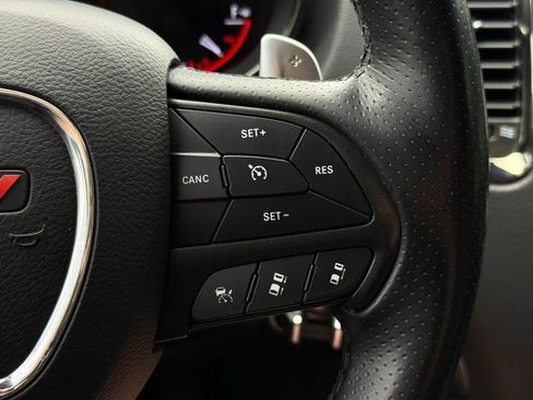 Used 2020 Dodge Durango R/T w/ Technology Group AWD/4WD image 23