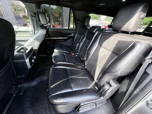 Used 2019 Ford Expedition Max XLT AWD/4WD image 15