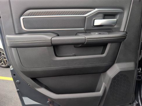 New 2026 RAM 2500 Big Horn AWD/4WD image 36