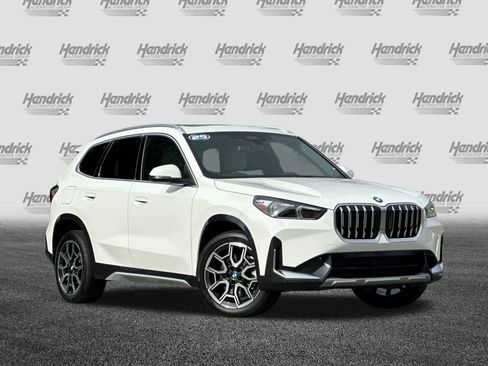 Used 2025 BMW X1 xDrive28i w/ Convenience Package image 2