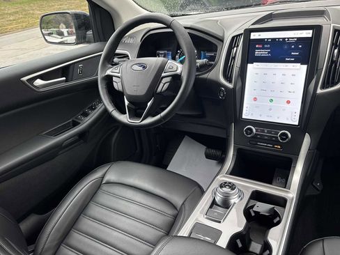 Used 2024 Ford Edge SEL w/ Convenience Package image 24