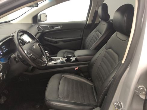 Used 2018 Ford Edge SEL w/ Equipment Group 201A FWD image 17