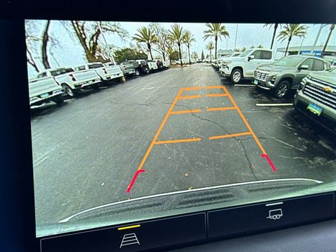 Certified 2024 Chevrolet Suburban Premier image 24