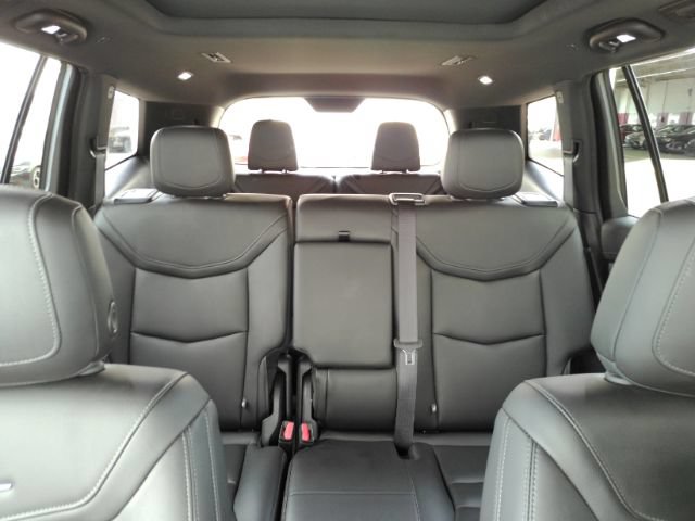 Used 2024 Cadillac XT6 Luxury w/ LPO, Floor Liner Package AWD/4WD image 34
