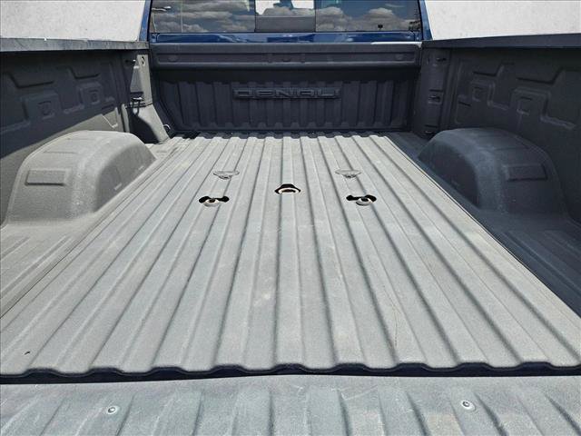 Used 2021 GMC Sierra 2500 Denali w/ Denali Ultimate Package AWD/4WD image 6