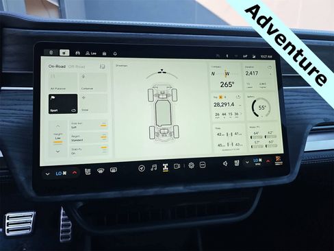 Used 2023 Rivian R1S Adventure image 20