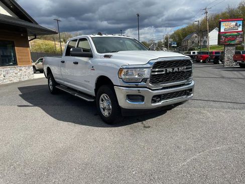 Used 2021 RAM 3500 Tradesman image 10