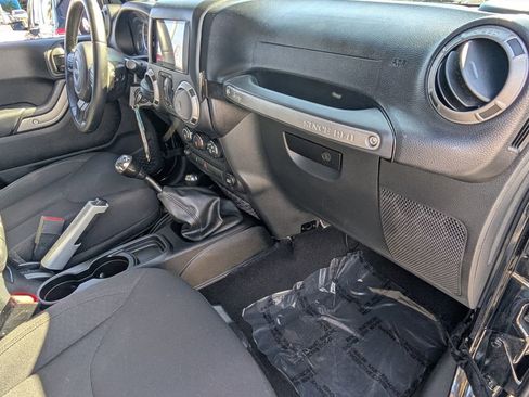 Used 2015 Jeep Wrangler Unlimited Sport w/ Quick Order Package 23S image 16