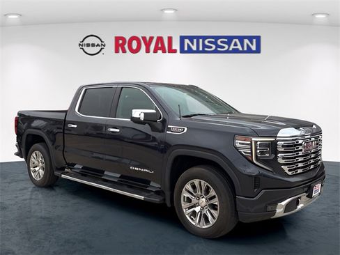 Used 2022 GMC Sierra 1500 Denali image 1