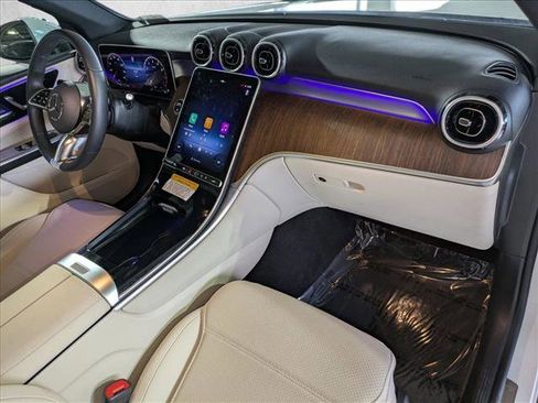 Certified 2025 Mercedes-Benz GLC 300 image 23