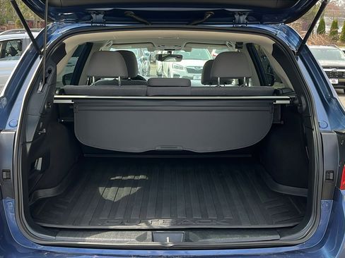Used 2019 Subaru Outback 2.5i Premium AWD/4WD image 25